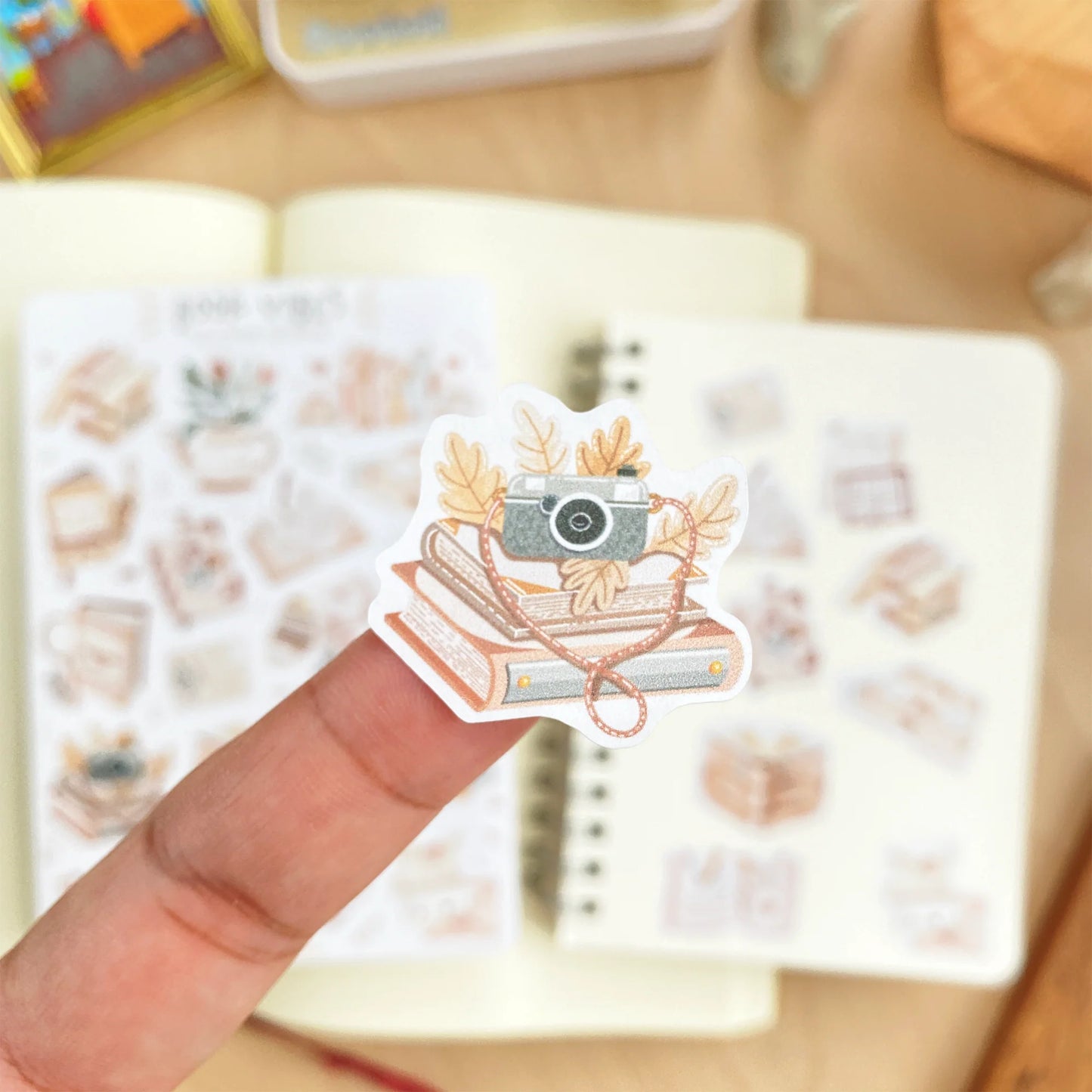 Stickervel Reading Time Book Vibes - LETTOOn