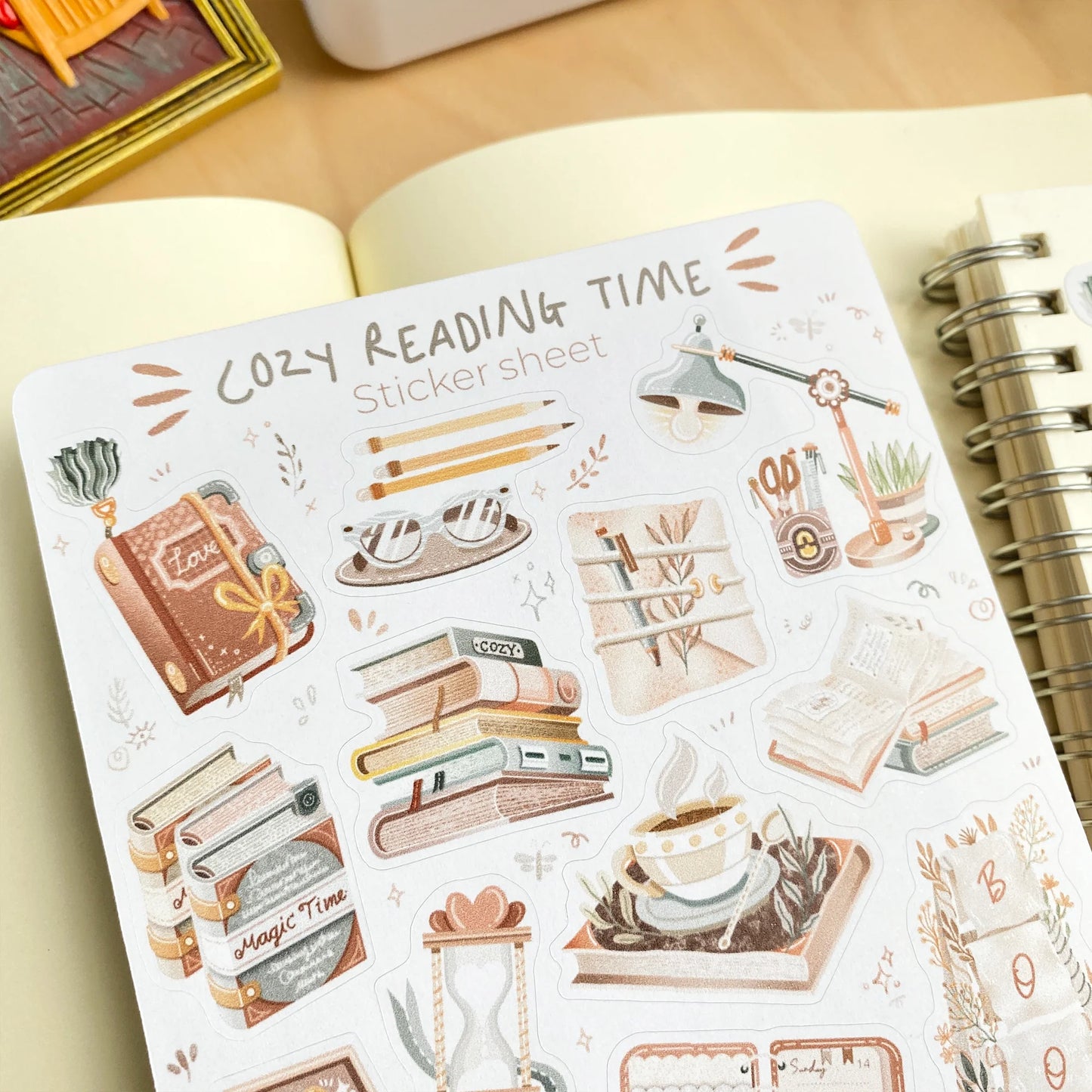 Stickervel Reading Time Cozy Reading Time - LETTOOn