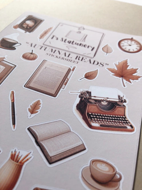 Stickervel Autumnal Reads - T's Stationery