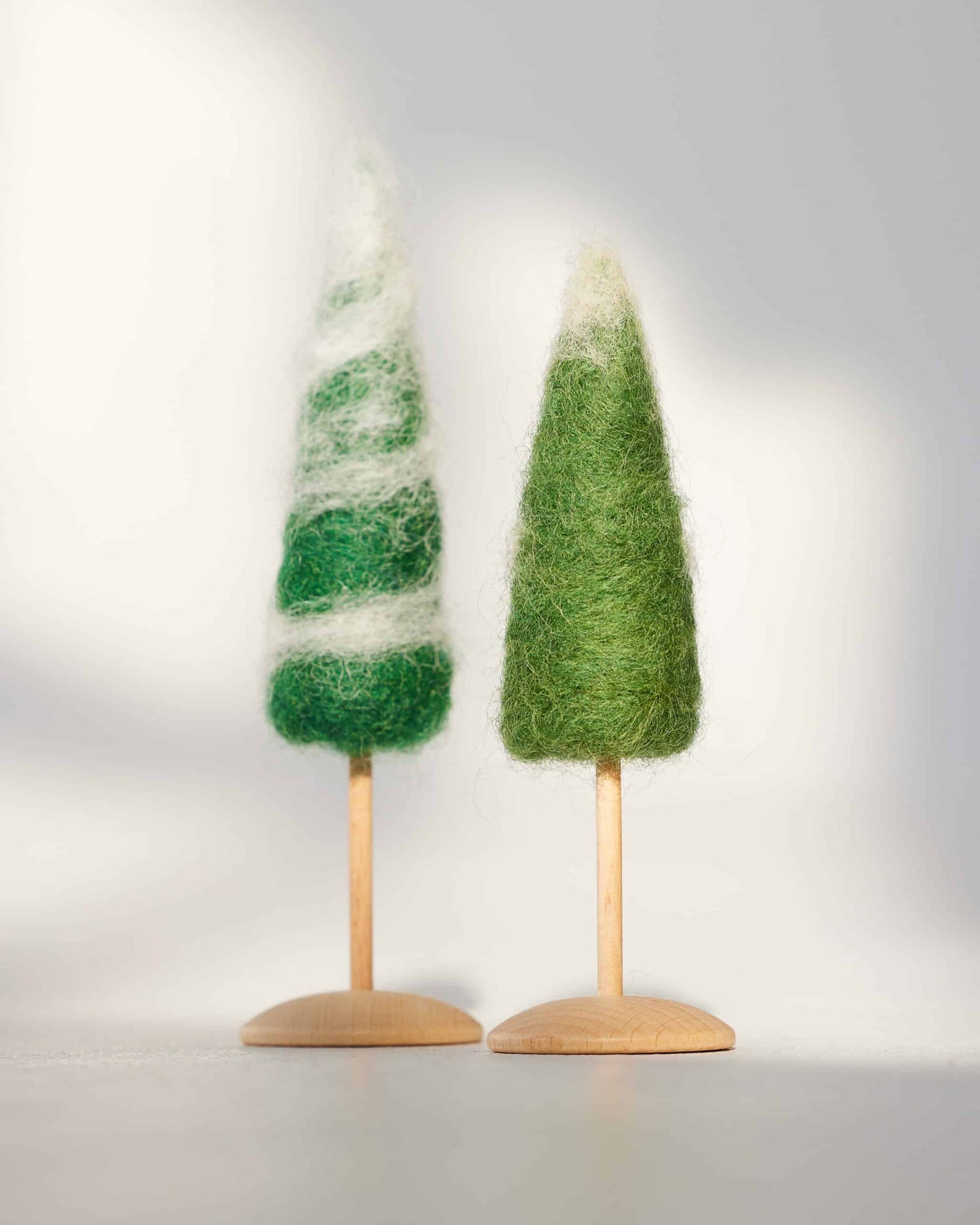DIY kerstboompjes naaldvilten - Meaningful Crafts