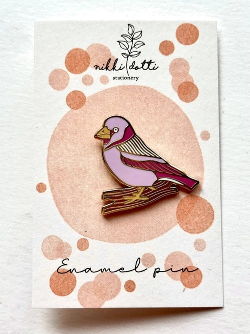 Enamel pin Finch - Nikki Dotti