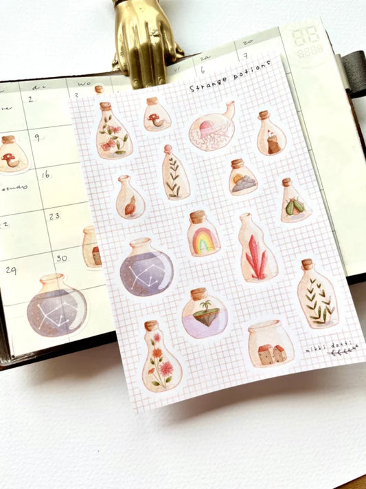 Stickervel Strange Potions - Nikki Dotti