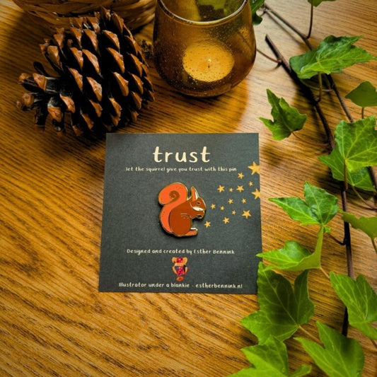 Pin Squirrel Trust - Esther Bennink