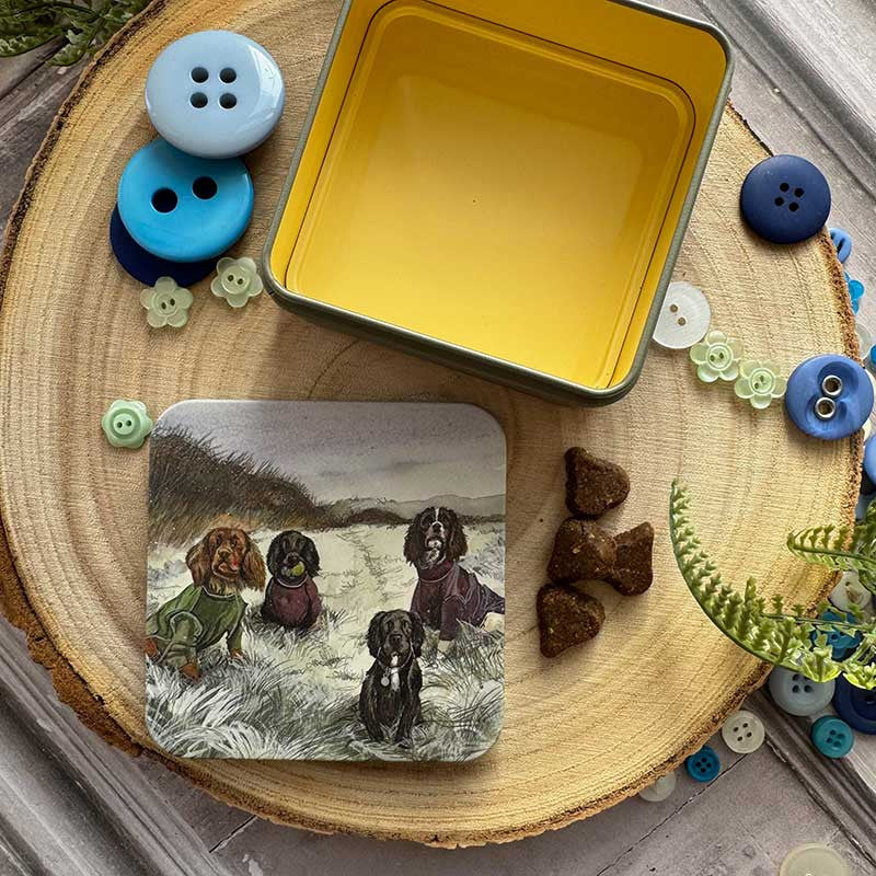 Vierkant blikje Winter Coats - Alex Clark